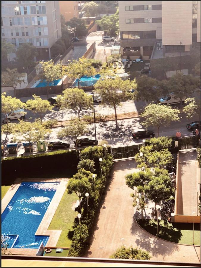 Hab Doble Bano Privado Piso Compartido Ciudad Artes Ciencia Lejlighed Valencia Eksteriør billede